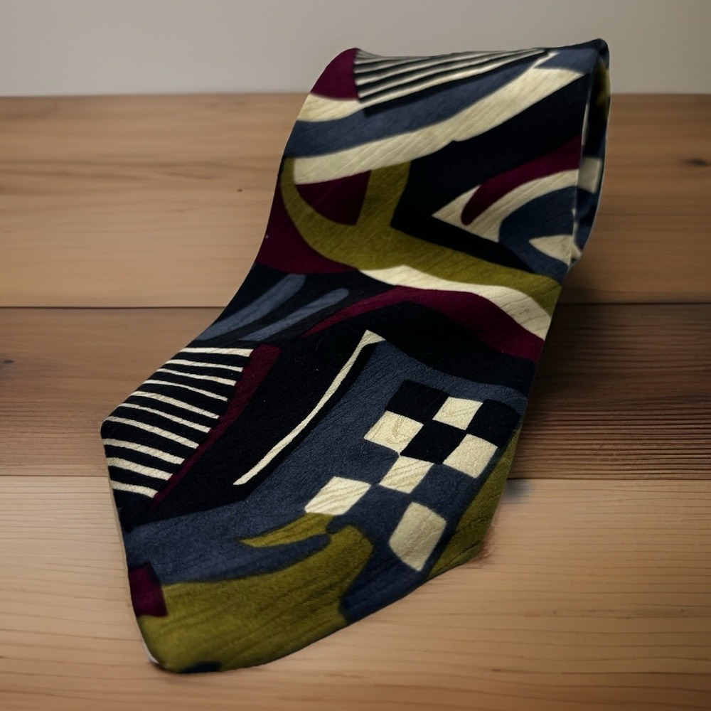 Nubio Vintage 100% Silk Tie Bold Abstract Geometric Pattern Burgundy Grey Olive